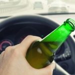 пить пиво за рулем
