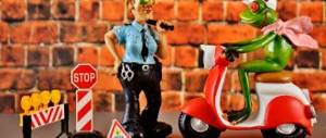 About the arrest and seizure of a motorcycle by bailiffs