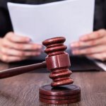 Страховая подала в суд